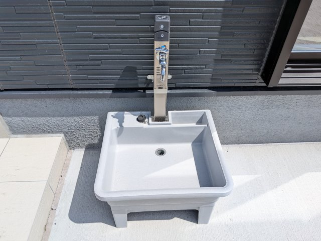 ひたちなか足崎　20期　新築戸建て　1号棟のその他|立水栓付きです！ 
お車の洗車やガーデニング、家庭菜園などの際に重宝します♪