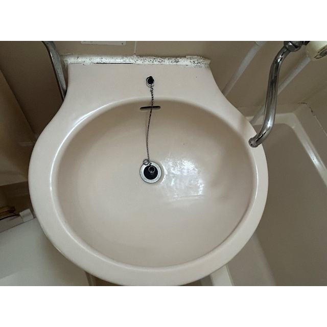 ライフピアブラウンの洗面所|明るい洗面所です