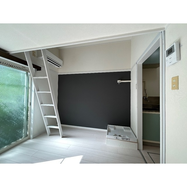 ライフピアブラウンの居間・リビング|こちらのリビングで趣味の時間をお楽しみください