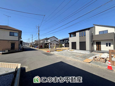 【前面道路含む現地写真】 | LiveleGarden.S　第9栃木岩舟町静　1号棟 | 幅員6ｍの前面道路でお車の出し入れもスムーズです☆