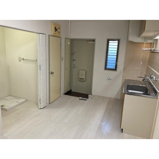 第2成城島田マンションの居間・リビング|ゆったりとした居間です