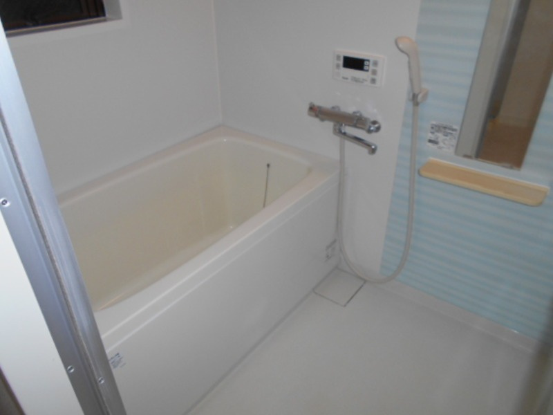 サンピア池尻の浴室|コンパクトで使いやすいお風呂です