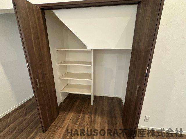 東大阪市御厨南2丁目　2階建の収納