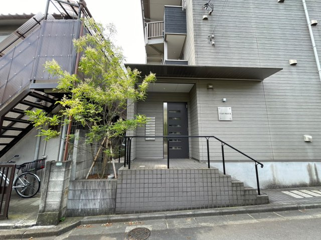 FAIR世田谷桜のエントランス