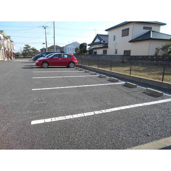 ＳＡＴＩＳ Ａの駐車場|駐車場