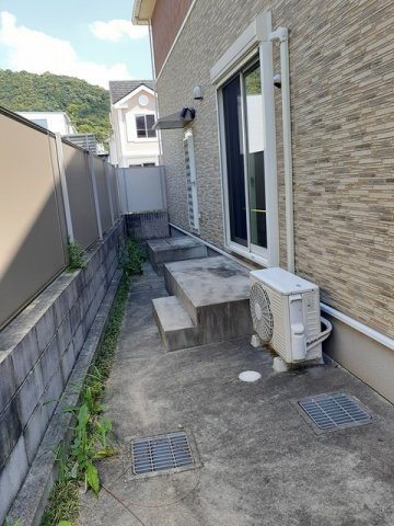 コート　デ　マグノリアⅢの庭|簡単な家庭菜園も楽しめるお庭です