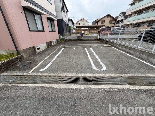 セントラーザの駐車場