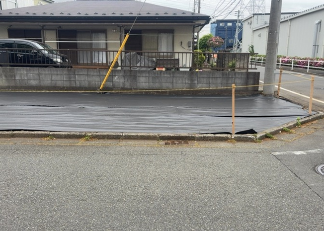 【外観】 | 土地購入を検討されている場合、境界杭がない状態で購入してしまうと境界確定測量をする必要があり、費用がかかります。購入の前に、売主、隣土地所有者立ち合いのもと境界を確定し境界杭を設置するのがベストです。