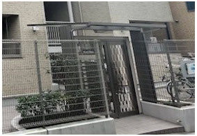 【エントランス】