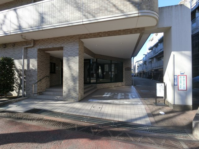 【エントランス】