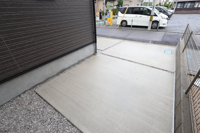 《仲介手数料無料》ふじみ野市上福岡５丁目8-7新築一戸建てグラファーレの駐車場