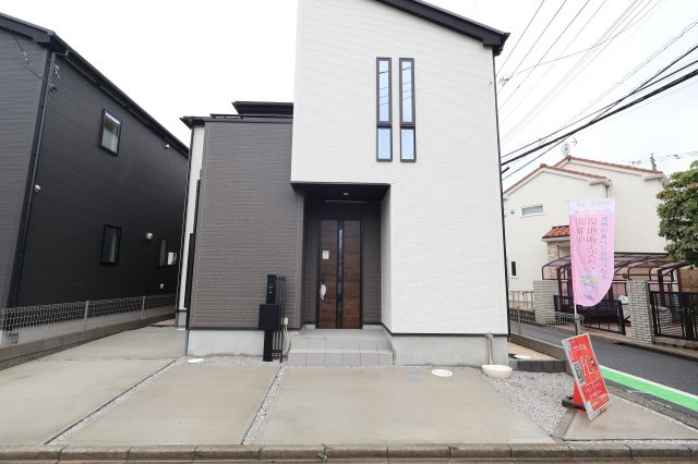 《仲介手数料無料》ふじみ野市上福岡５丁目8-7新築一戸建てグラファーレの外観