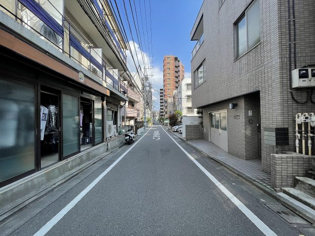文京区千石４丁目売地の前面道路含む現地写真