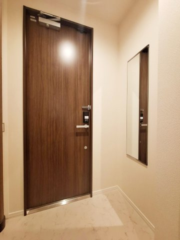 Ｙ’ｓ　Ｆ　Ｒｅｓｉｄｅｎｃｅ　Ⅰの玄関