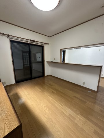 東九条河西町　戸建ての居間・リビング