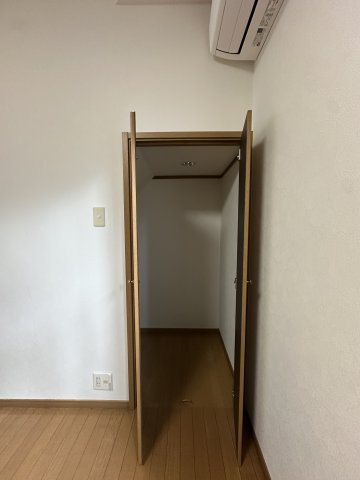 東九条河西町　戸建ての収納