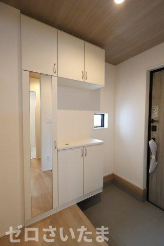 《仲介手数料無料》ふじみ野市上福岡５丁目8-7新築一戸建てグラファーレの玄関
