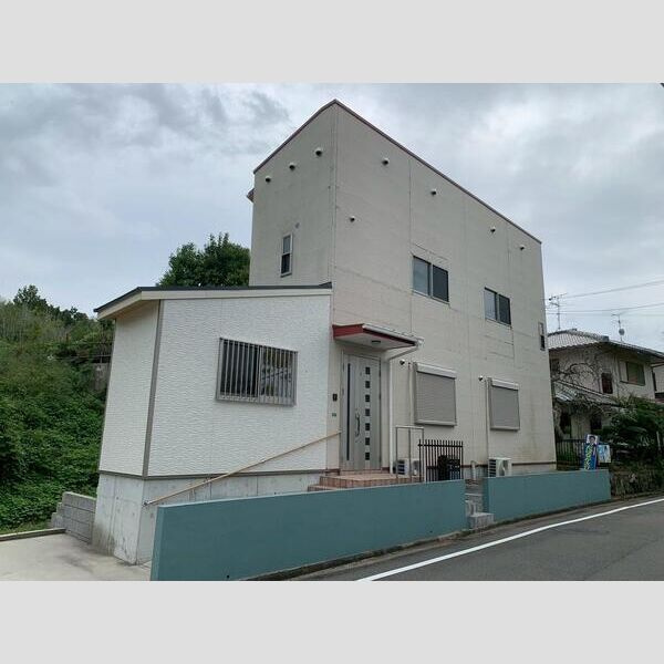 緑ケ丘戸建の外観