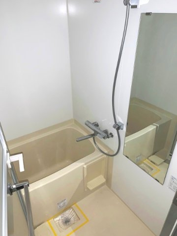 レガーロ御茶ノ水Ⅰの浴室|※反転タイプ参考写真