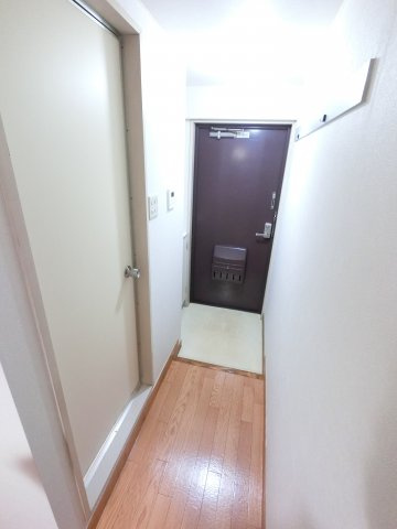 【玄関】