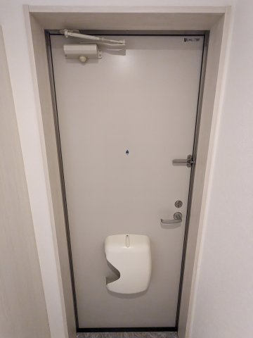 クレーシェレ瑞穂の玄関