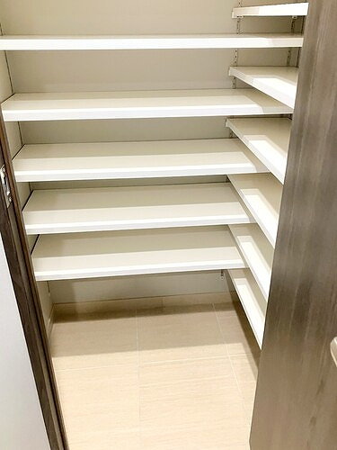 デュオヒルズ千種の玄関|シューズインクロゼット