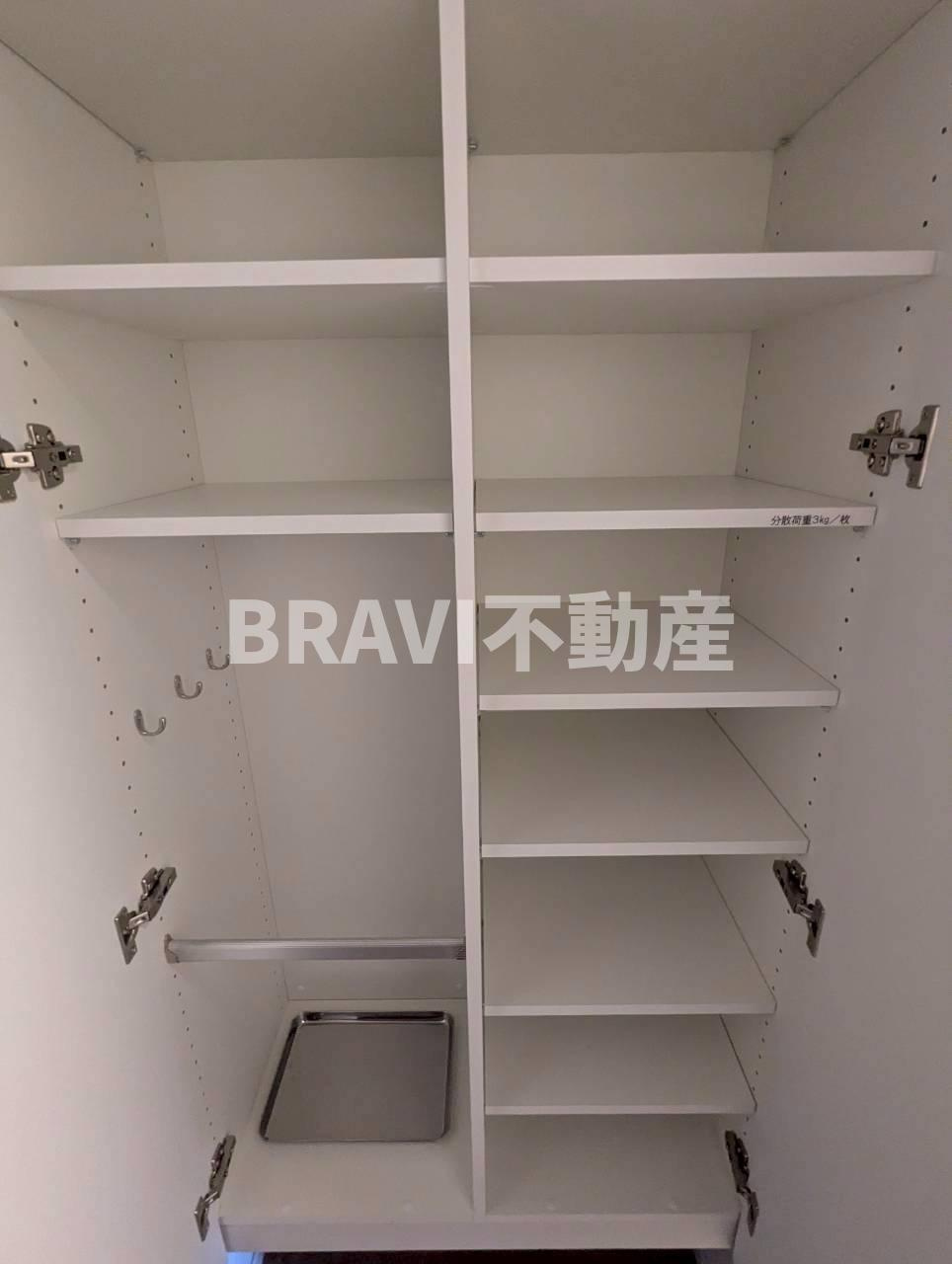 アーバネックス谷町四丁目 BRAVI不動産の玄関