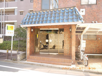 【エントランス】 | 清廉とされたエントランスになっています。