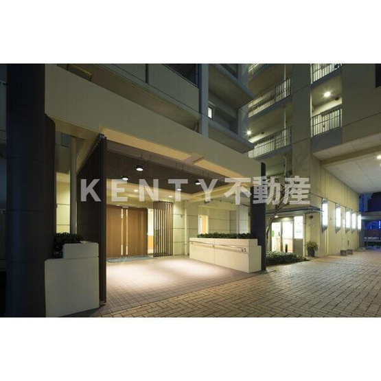 【エントランス】 | アクティ目黒駅前１号棟 | 清潔なエントランスです