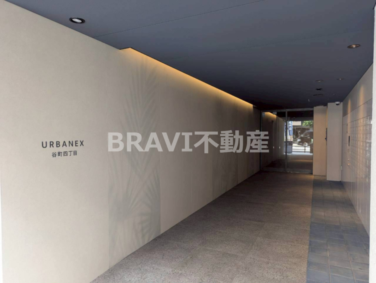 アーバネックス谷町四丁目 BRAVI不動産のエントランス