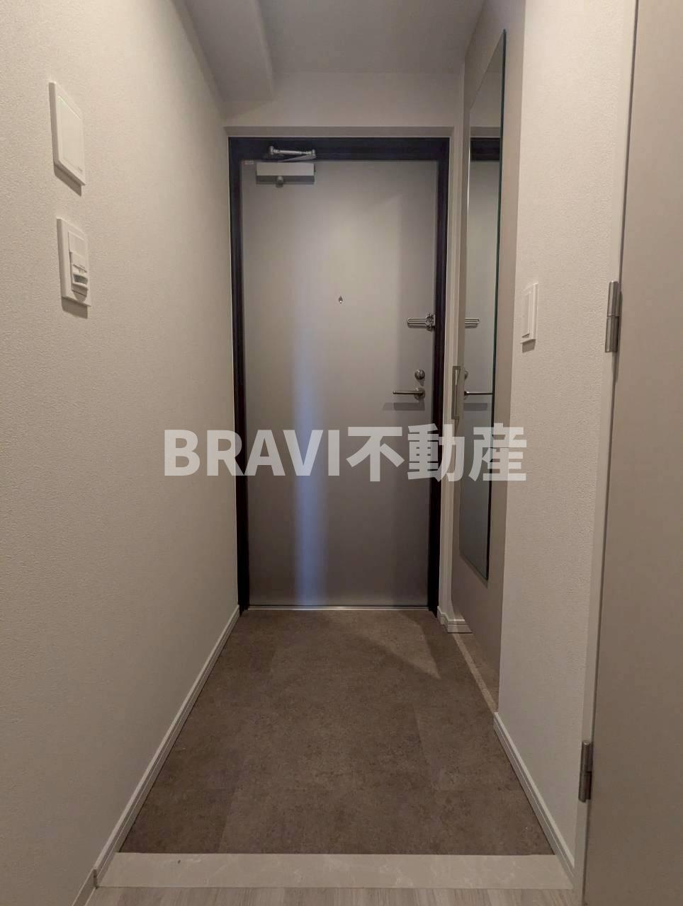 アーバネックス谷町四丁目 BRAVI不動産の玄関