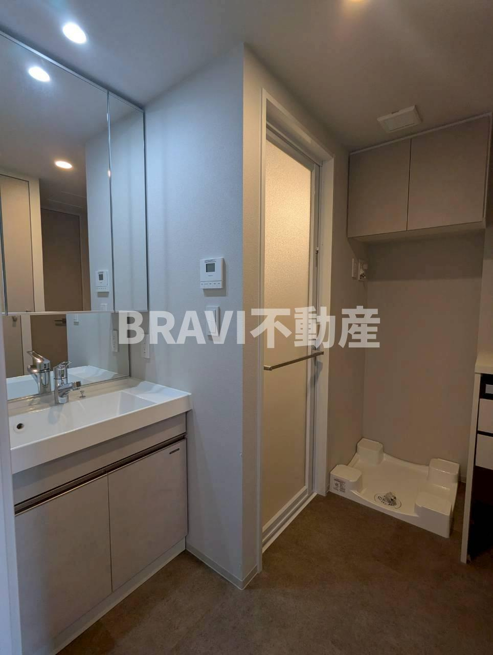 アーバネックス谷町四丁目 BRAVI不動産の独立洗面台