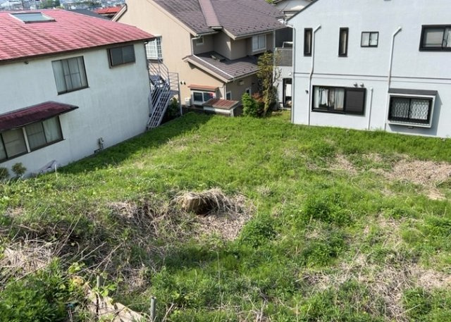【外観】 | 土地の面積＝住宅面積ではありません。建ぺい率の問題などで、土地のある場所によって住宅を建てられる面積は限られています。高さもしかり、「土地」という言葉の中には、建築条件も含まれると考えておきましょう。