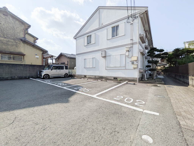 【駐車場】 | フレグランス今福