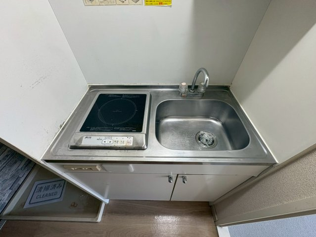 ロイヤル六番｜名古屋市の賃貸ならMy賃貸のキッチン|ロイヤル六番 ※左右反転