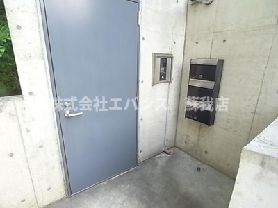 【エントランス】 | PSR矢作町 | 落ち着いたエントランスです