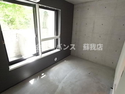 【寝室】 | PSR矢作町 | 広くて明るい寝室