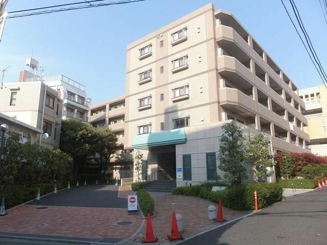 グランハイツ東新宿