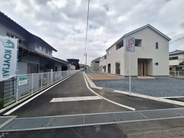 クレイドルガーデン高崎市吉井町吉井川第3の前面道路含む現地写真|現地撮影