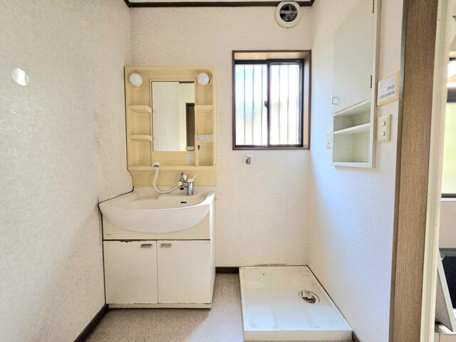 瑞浪市山田町中古の独立洗面台|洗面
