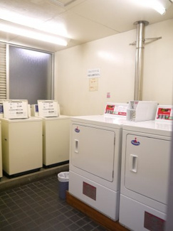 【その他共用部分】 | 入居者専用のコインランドリーがあります！