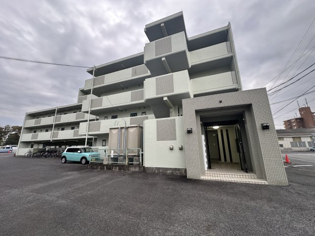 リニューアル37の駐車場