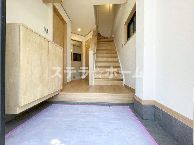 藤が丘町　中古戸建の玄関|きれいな玄関です