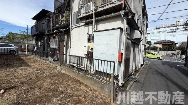 小江戸蔵造り　中心地の前面道路含む現地写真|前面道路含む現地写真です