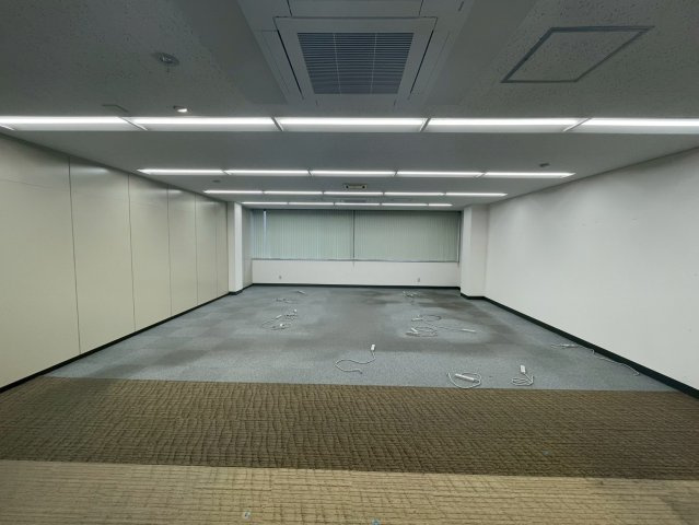 第5セントラルビルの駐車場