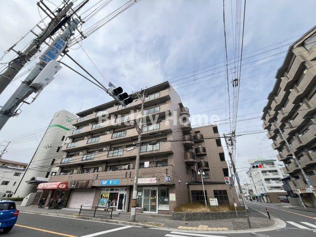 パールヒルズニシオの外観