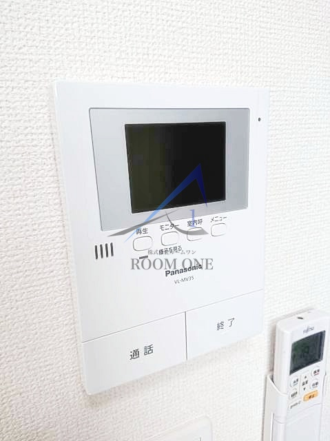 Ｃｈｏｃｏｌａｔ　Ａｋａｂａｎｅのセキュリティ|モニター付きインターホンです。