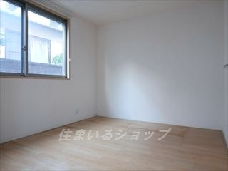 ｉメゾン亀山の寝室