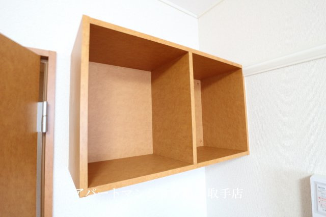レオパレスハーヴェスト湖北の収納