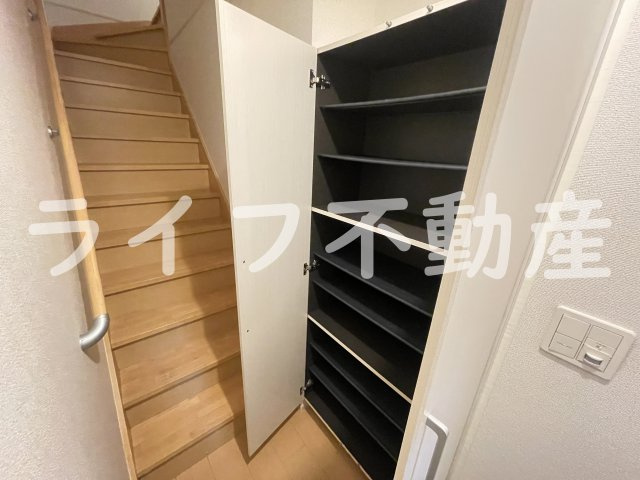 ゴールドモアの収納